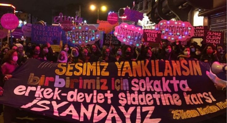 Genç Kadın: Eşit ve Özgür Bir Gelecek Bizim Ellerimizle Şekillenecek