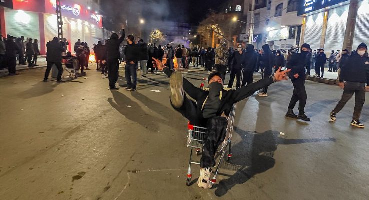 AÇIKLAMA: Uluslararası Gençlik örgütleri olarak İran’a Yönelik Emperyalist Müdahaleye Karşı Ortak Açıklamamız